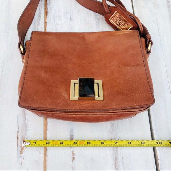 BADGLEY MISCHKA Charlene Crossbody - Picture 3 of 8